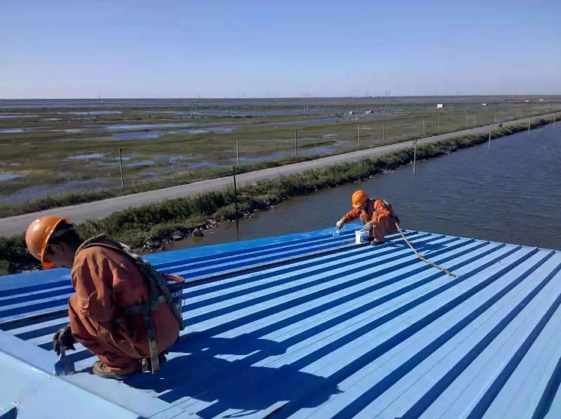 江苏钢结构屋面漏水原因